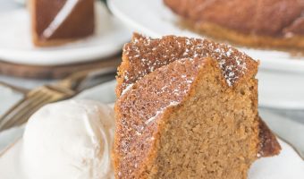 This hot buttered rum cake is a boozy winter dessert and it's made with a cake mix to make your life extra easy. recipe via itsybitsykitchen.com #bundtcake #boozycake #rumcake