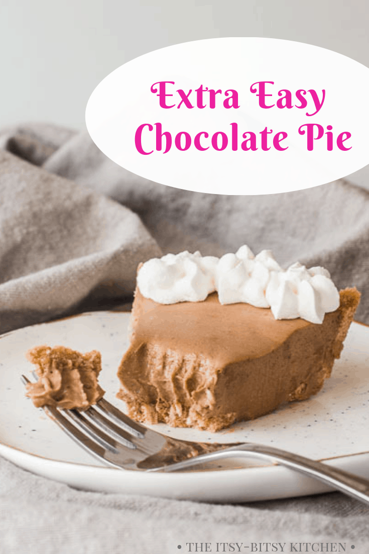 Pinterest image for easy chocolate pie with text overlay