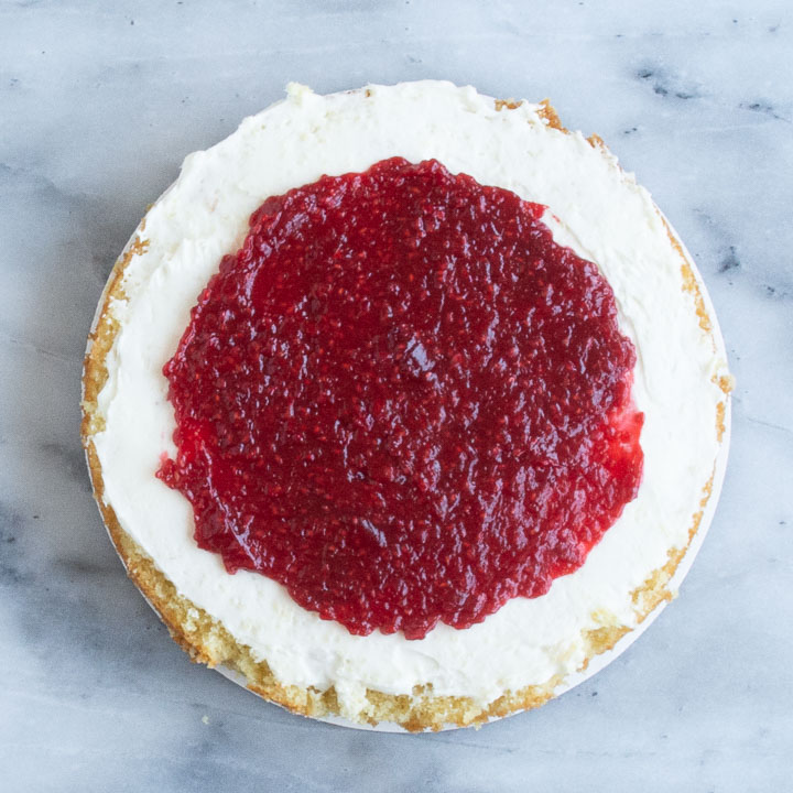 how to assemble coconut raspberry cake